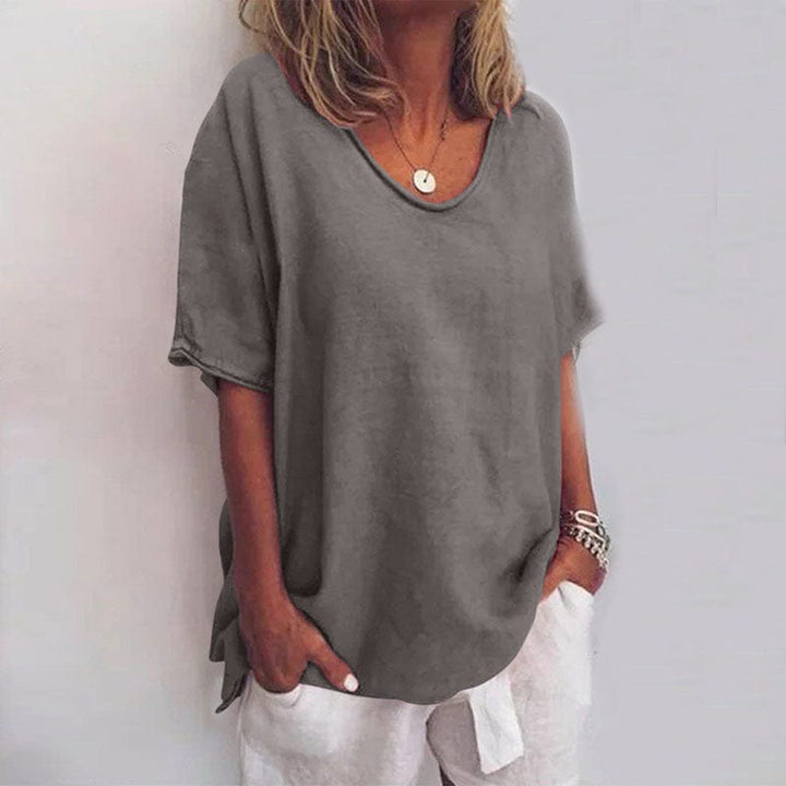 ANNA: BLUSA COMODA E AMPIA SULLE ROTONDITA’
